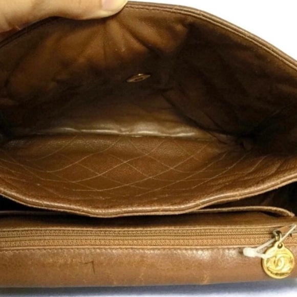 More Pictures- Chanel Quilted Caviar Flap CC Bag - Picture 4 of 8